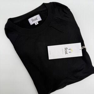 NWT Feat FlowTech Roam Crewneck Black Lightweight Sweatshirt Unisex‎ Sm